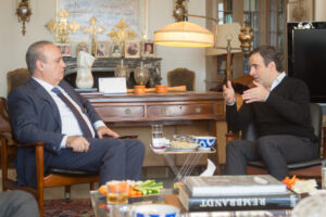 wiam-wahab-visits-michel-moawad-photo-chady-souaid-3